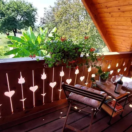 Ujhegy Ferienhaus Gyarmat