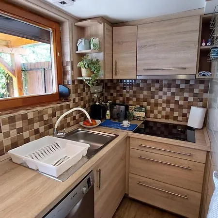 Ujhegy Ferienhaus *